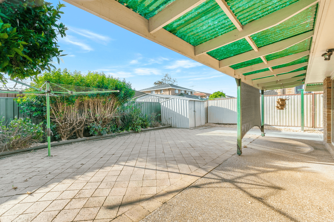 18 Arnold Avenue, GREEN VALLEY, NSW 2168