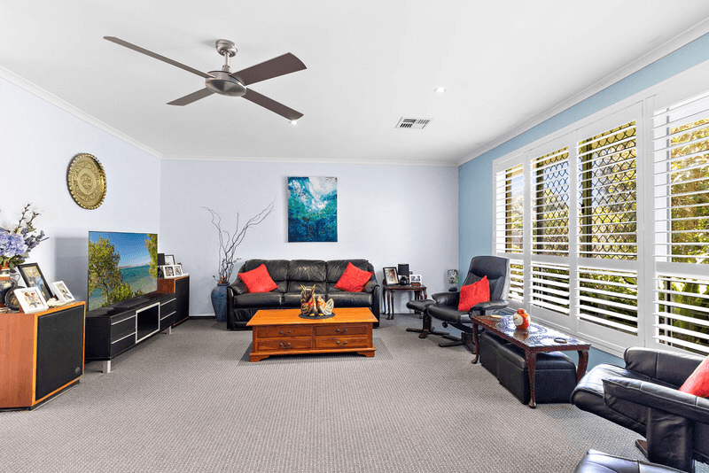 10 Columbia Drive, Sunrise Beach, QLD 4567