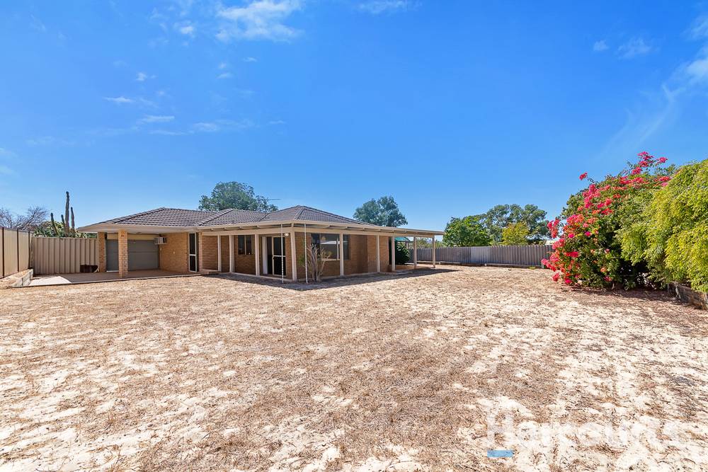 7 Small Street, BEECHBORO, WA 6063