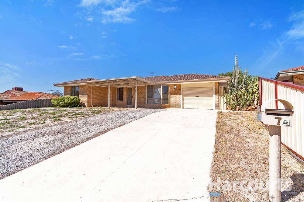 7 Small Street, BEECHBORO, WA 6063