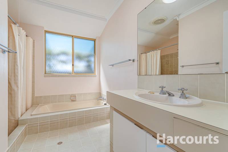 7 Small Street, BEECHBORO, WA 6063