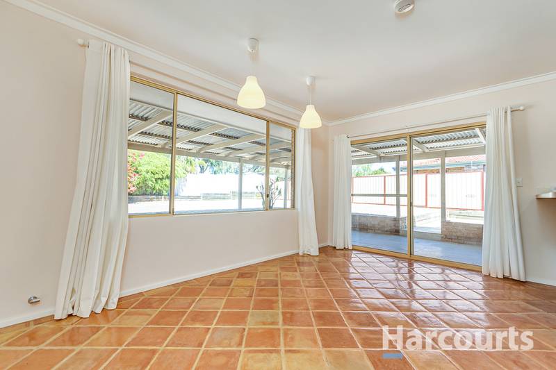 7 Small Street, BEECHBORO, WA 6063