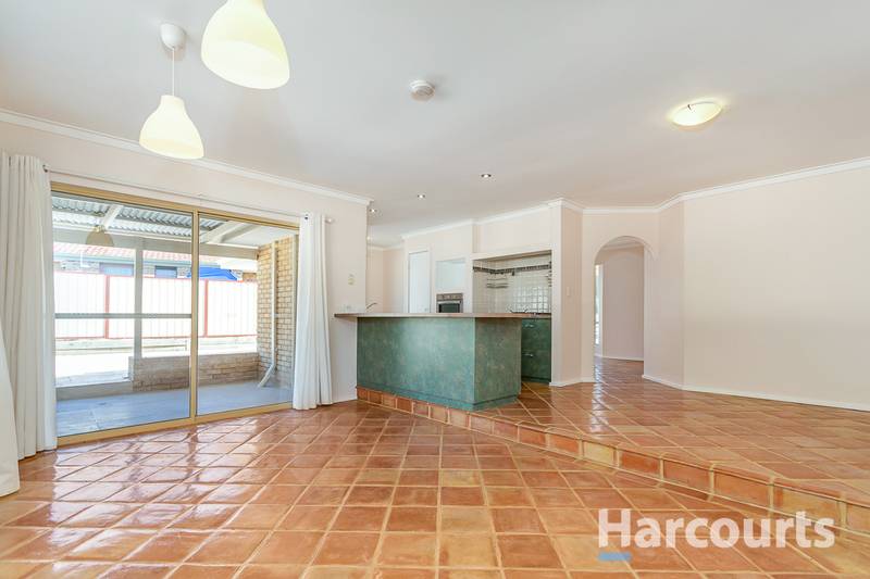 7 Small Street, BEECHBORO, WA 6063