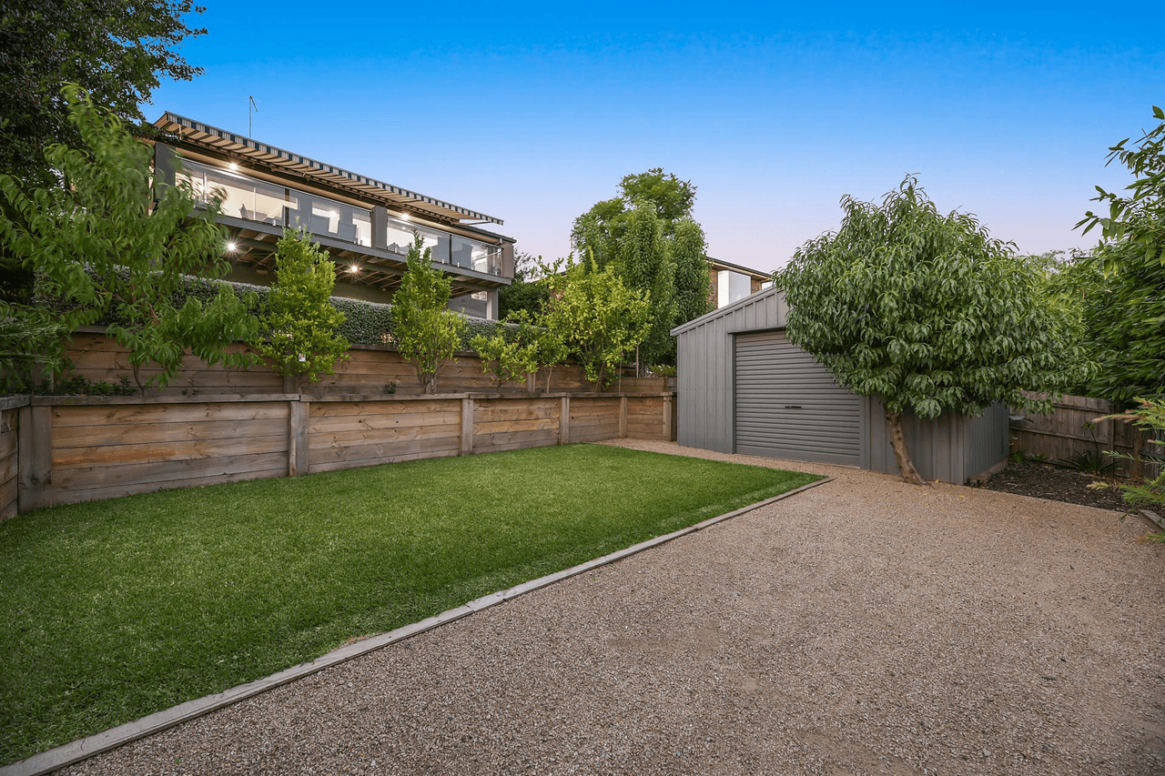 21 Kramer Drive, BERWICK, VIC 3806