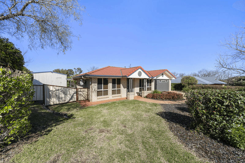 27 Westfield Drive, WESTBROOK, QLD 4350