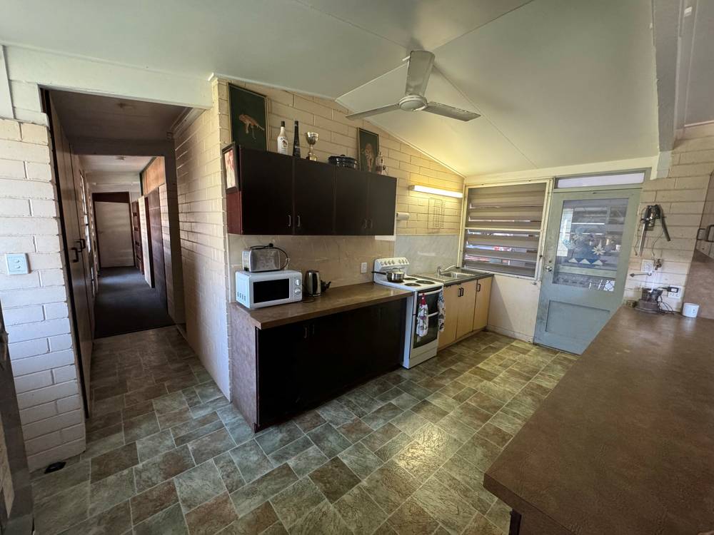 3 Dalpura Ct, Rocky Point, QLD 4874