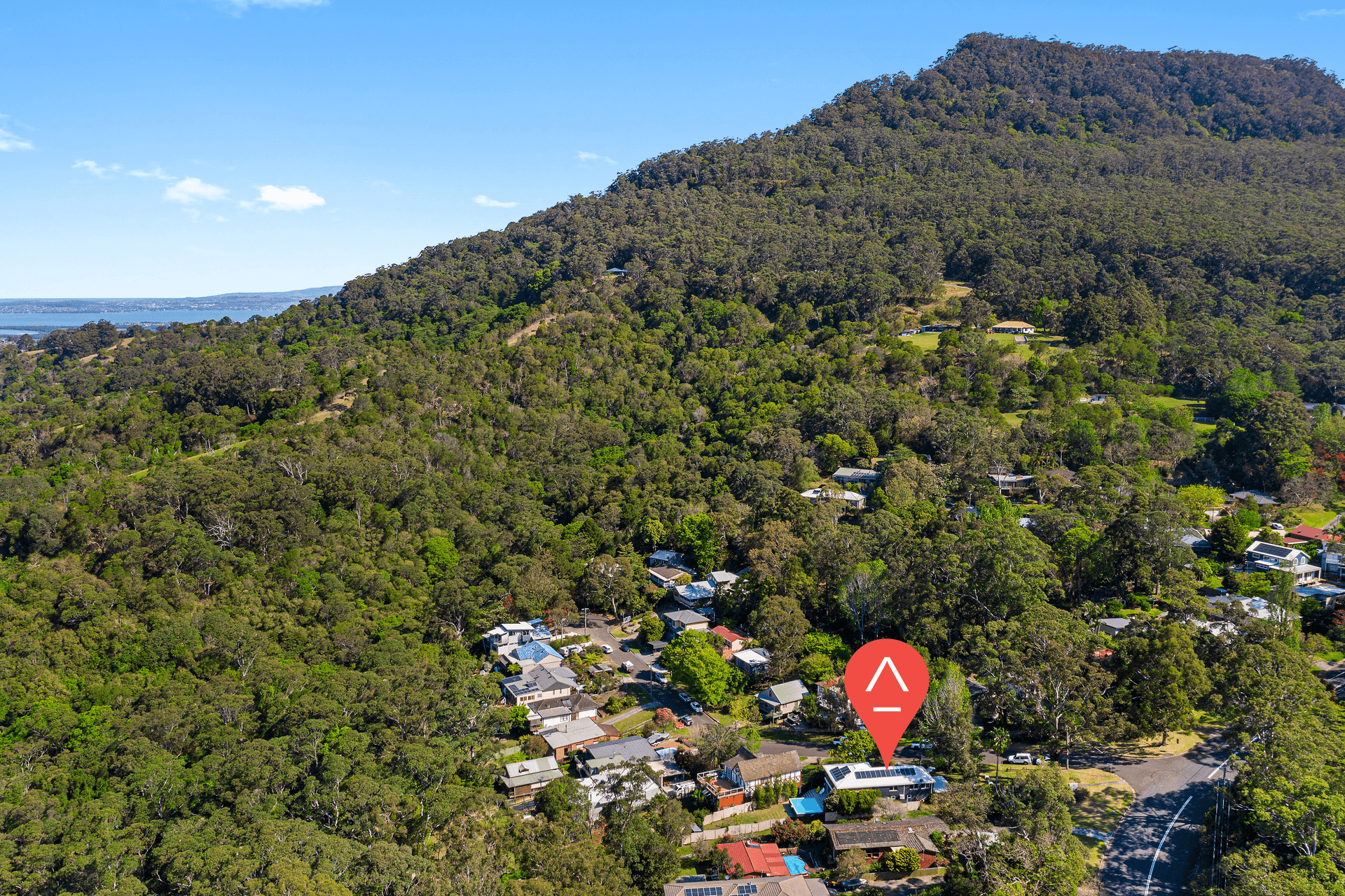 1 Cudgee Crescent, Mount Kembla, NSW 2526