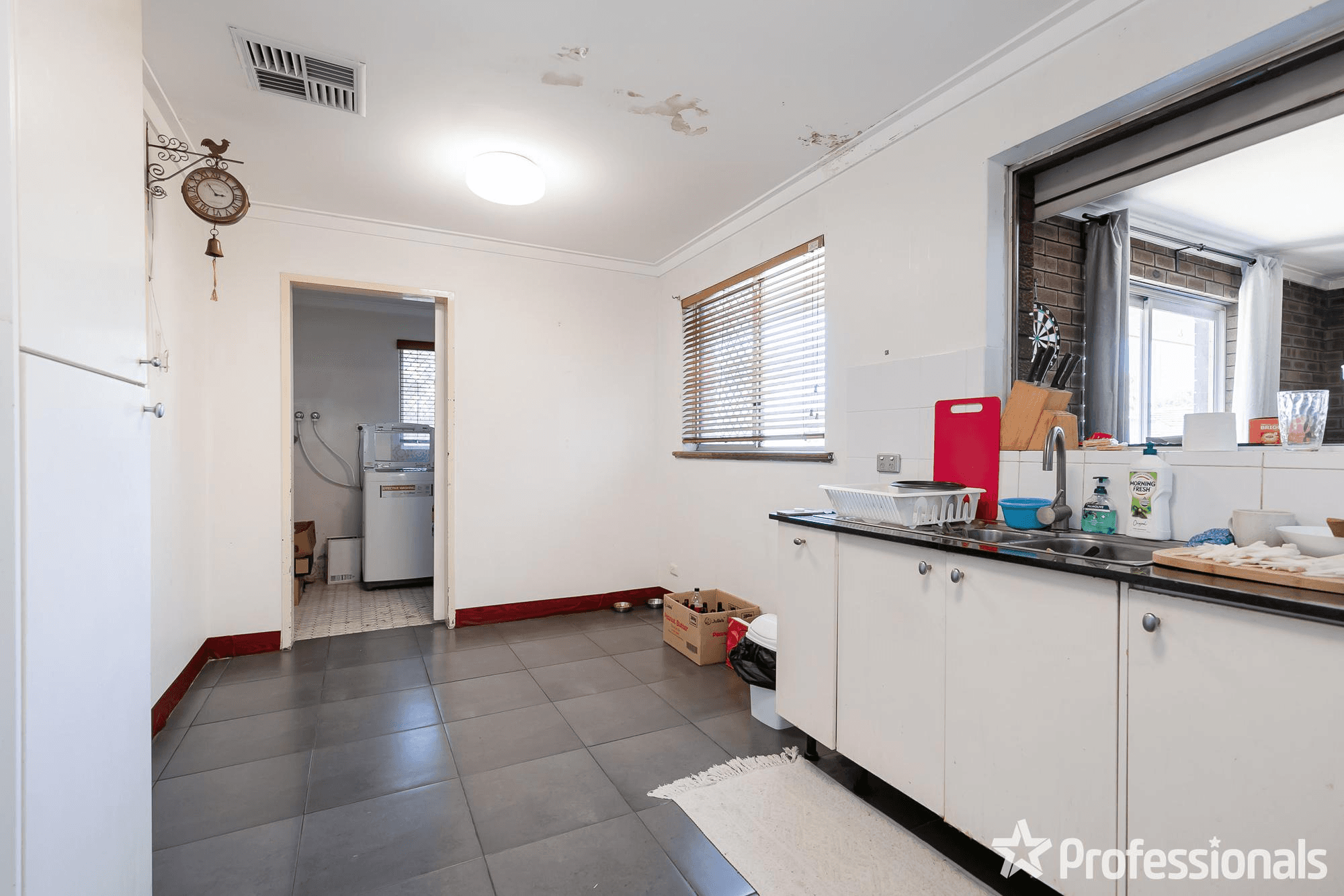 12 Loughton Way, BALGA, WA 6061