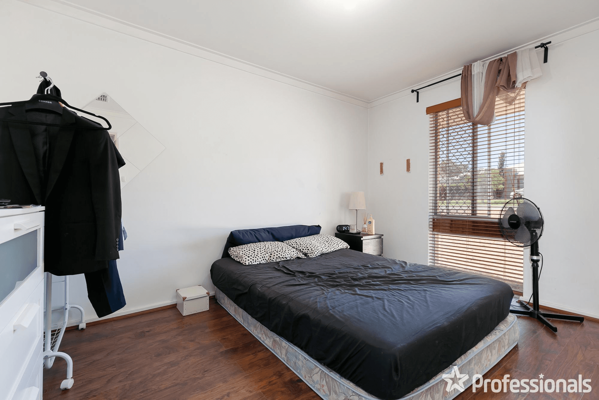 12 Loughton Way, BALGA, WA 6061