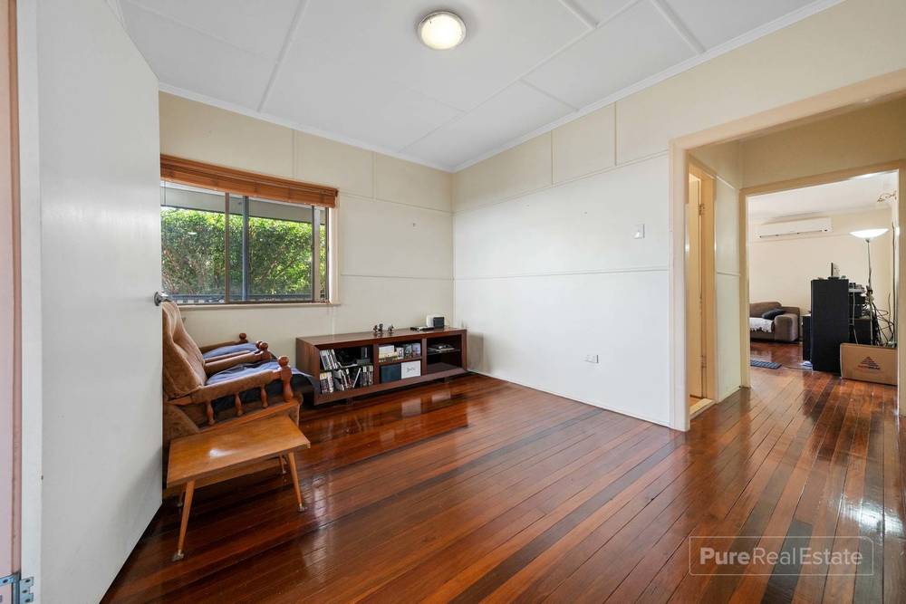 92  Cressey Street, WAVELL HEIGHTS, QLD 4012