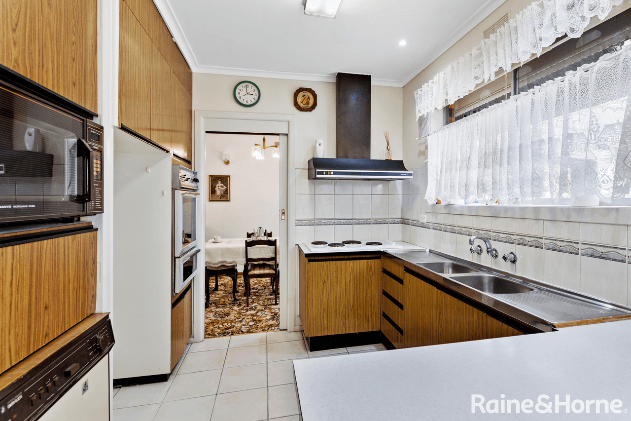 20 Austin Street, ST ALBANS, VIC 3021