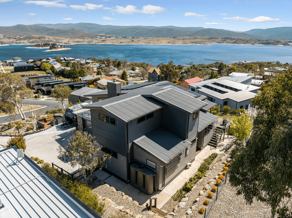 43 Rainbow Drive, East Jindabyne, NSW 2627