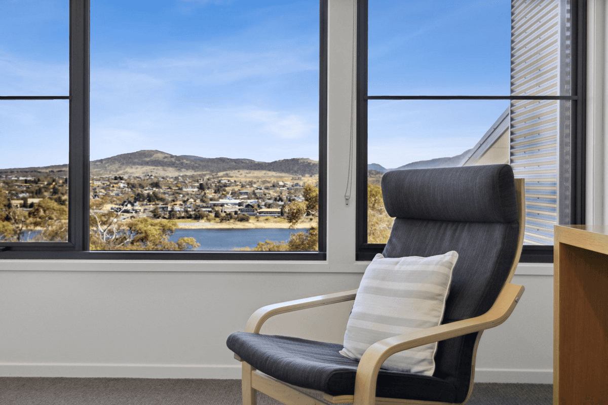 43 Rainbow Drive, East Jindabyne, NSW 2627