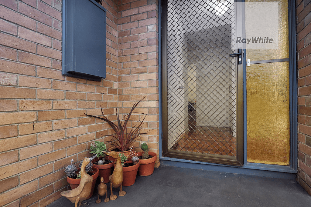 14 Katrina Drive, GLADSTONE PARK, VIC 3043