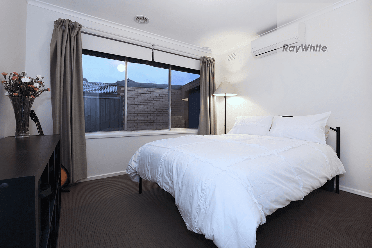 14 Katrina Drive, GLADSTONE PARK, VIC 3043