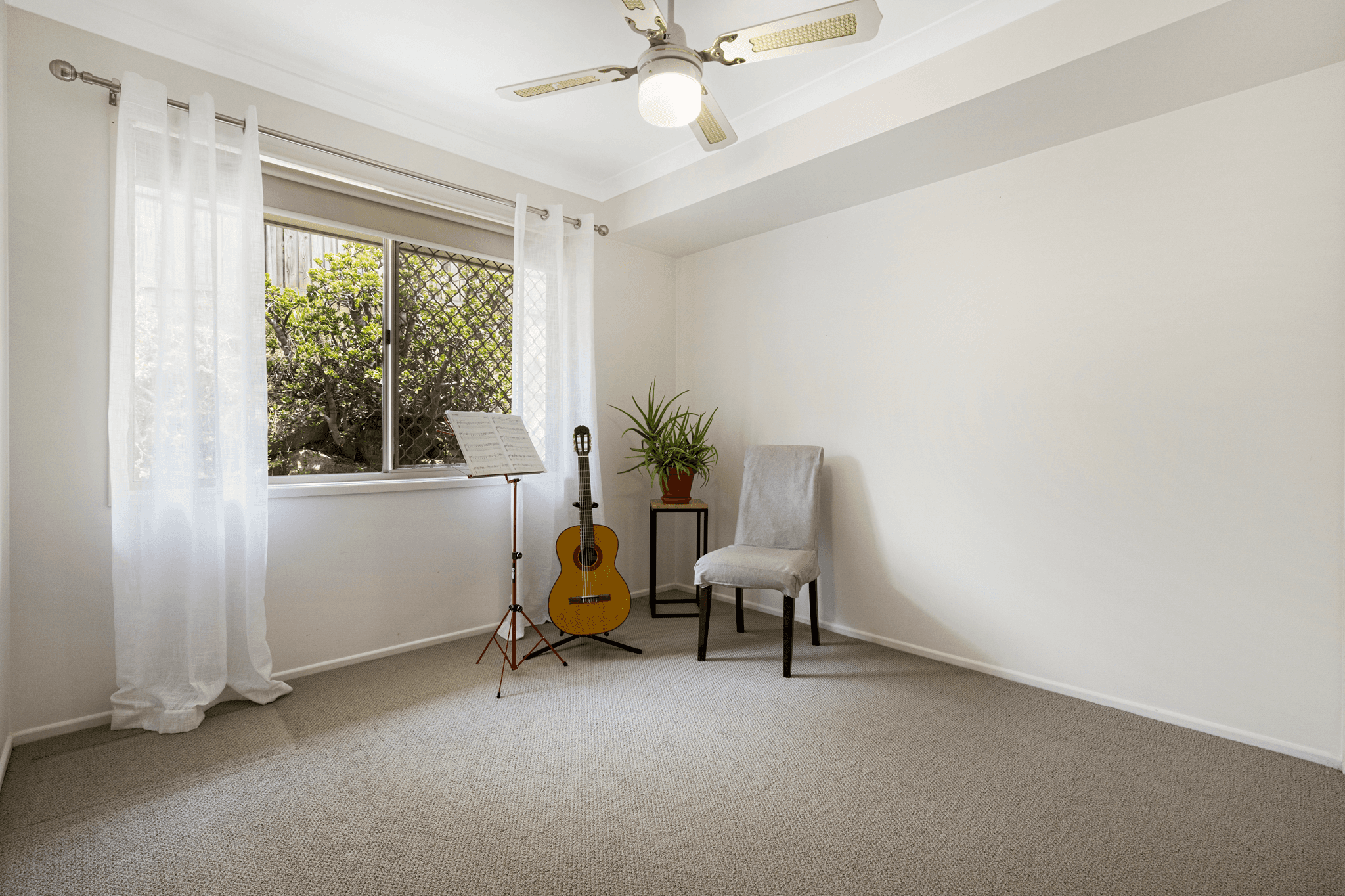 19 Bangalow Place, Albany Creek, QLD 4035