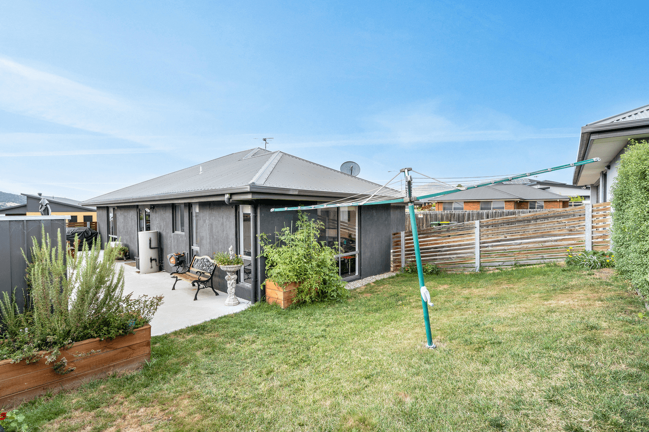 1/55 Churinga Waters Drive, OLD BEACH, TAS 7017