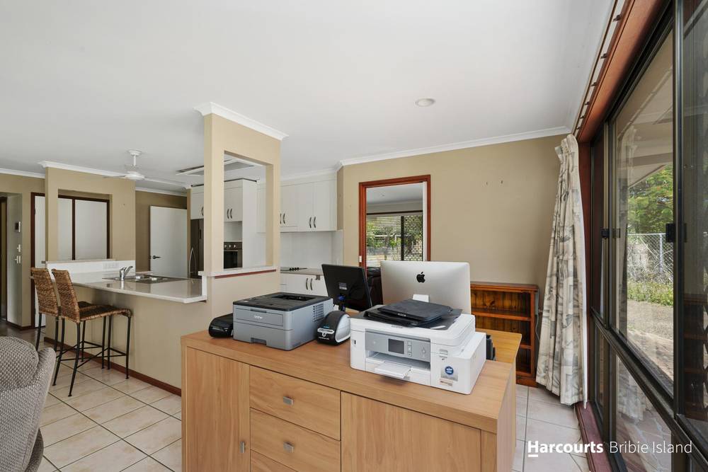 9 Keala Court, BANKSIA BEACH, QLD 4507