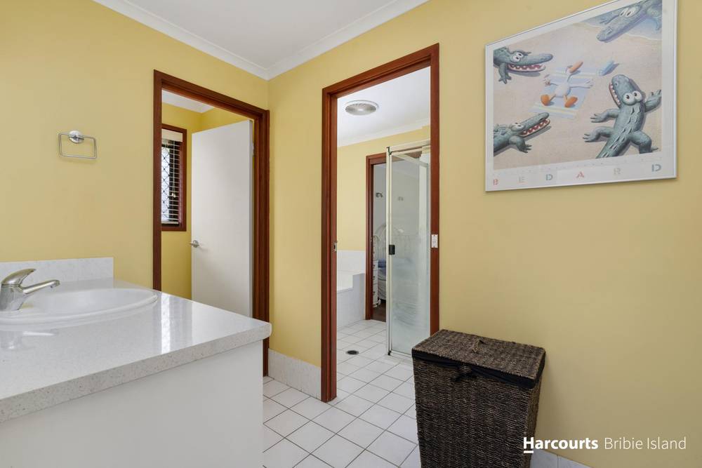 9 Keala Court, BANKSIA BEACH, QLD 4507