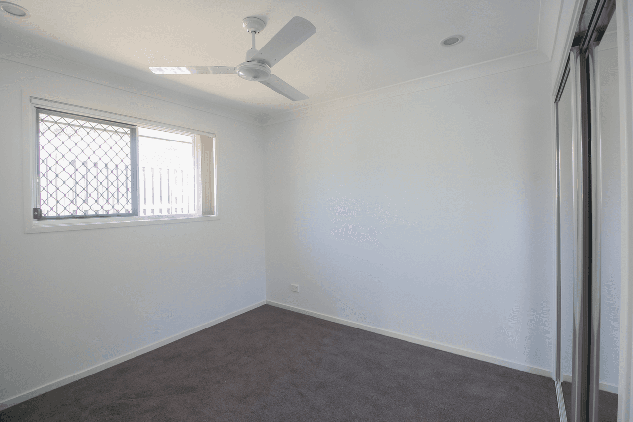 18 Burns Circuit, AUGUSTINE HEIGHTS, QLD 4300