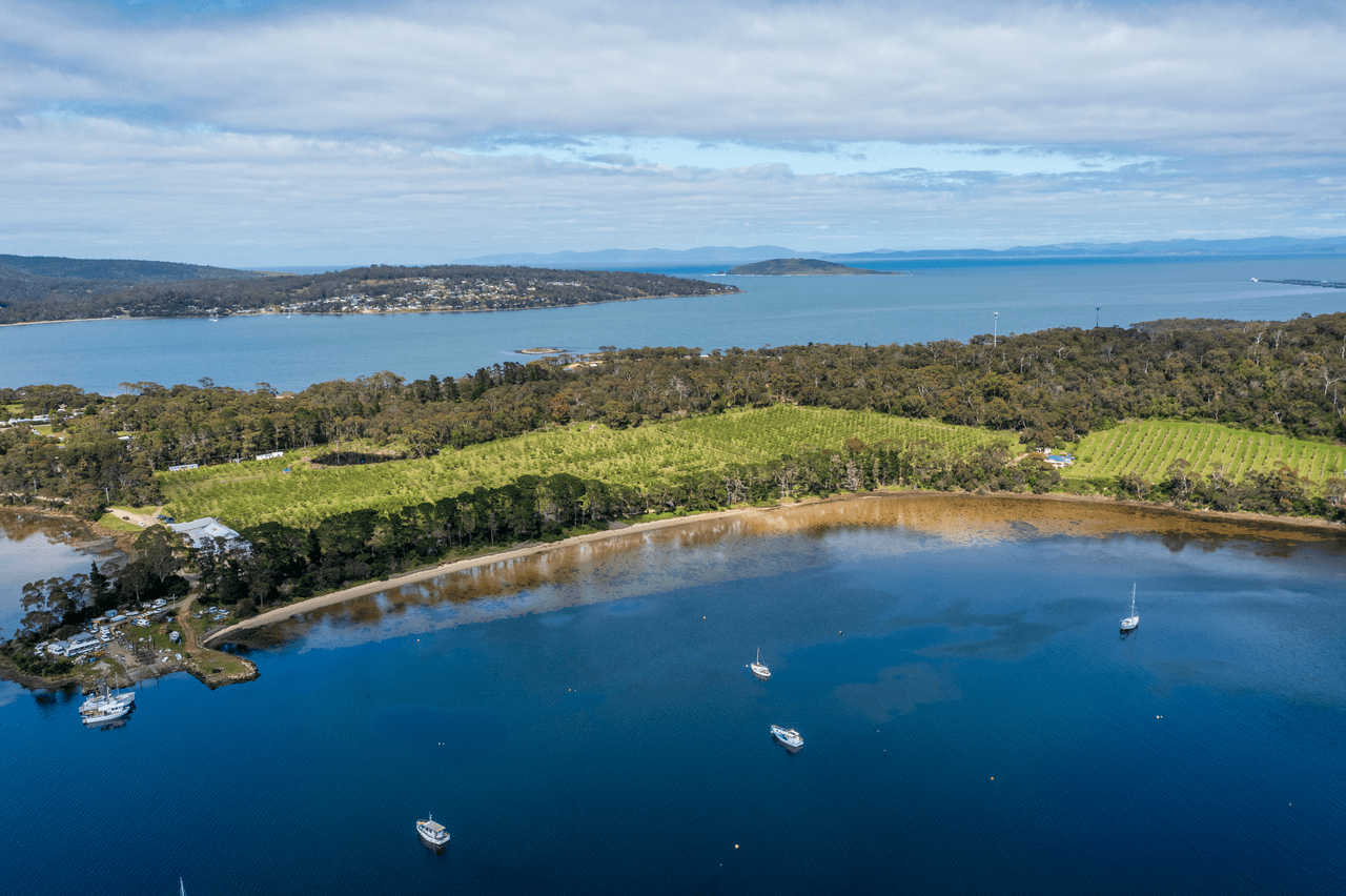 5 Parsons Bay Road, WHITE BEACH, TAS 7184