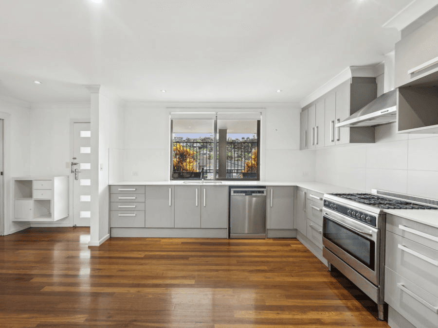 25 Robert Garrett Street, COFFS HARBOUR, NSW 2450