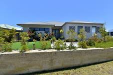 28 Pinehurst Loop, Meadow Springs, WA 6210