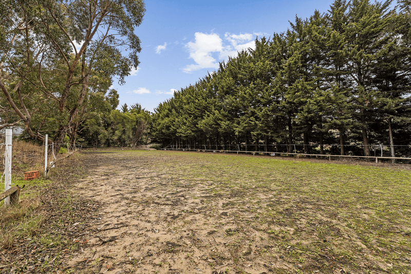 99 Peacock Road South, OAKBANK, SA 5243