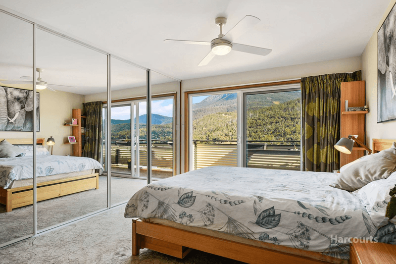 31 Jeannette Court, Lenah Valley, TAS 7008