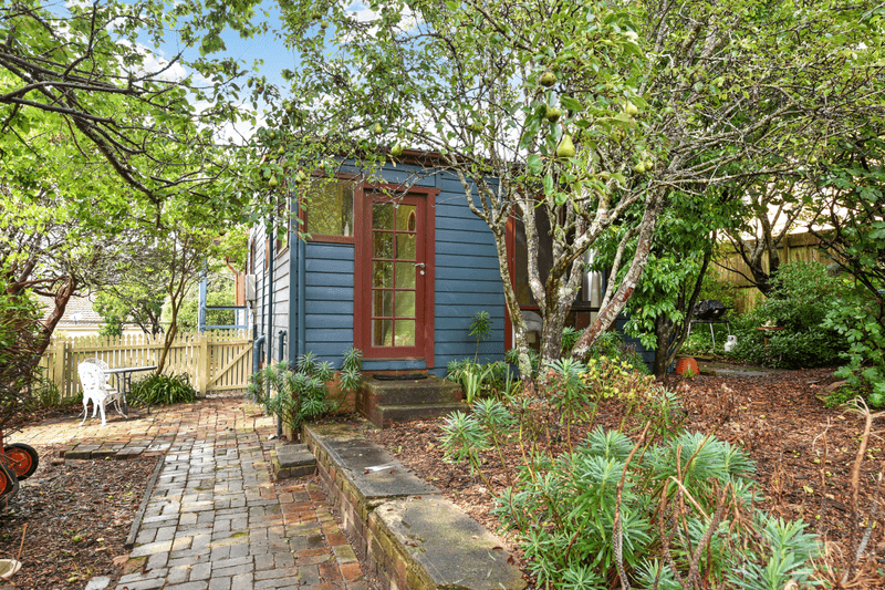 32 Oatley Ave, Katoomba, NSW 2780