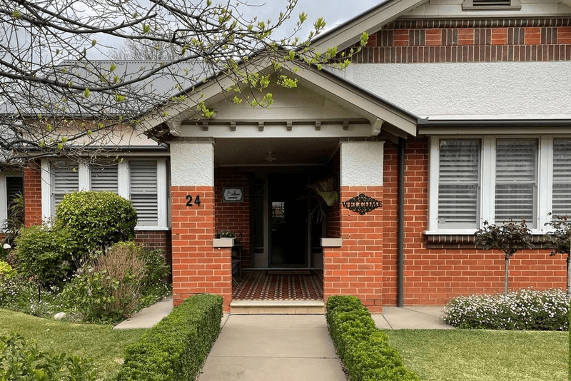 24 Marns Street, WAGGA WAGGA, NSW 2650