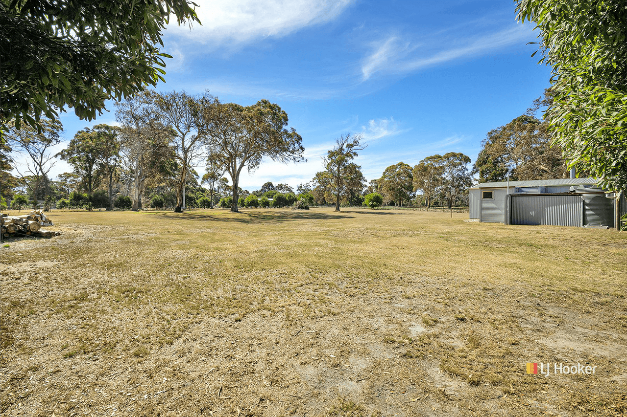 90 Marana Drive, BAKERS BEACH, TAS 7307