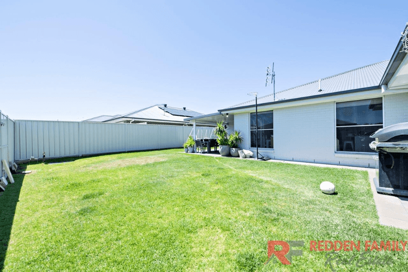 15 Macintyre Circuit, DUBBO, NSW 2830