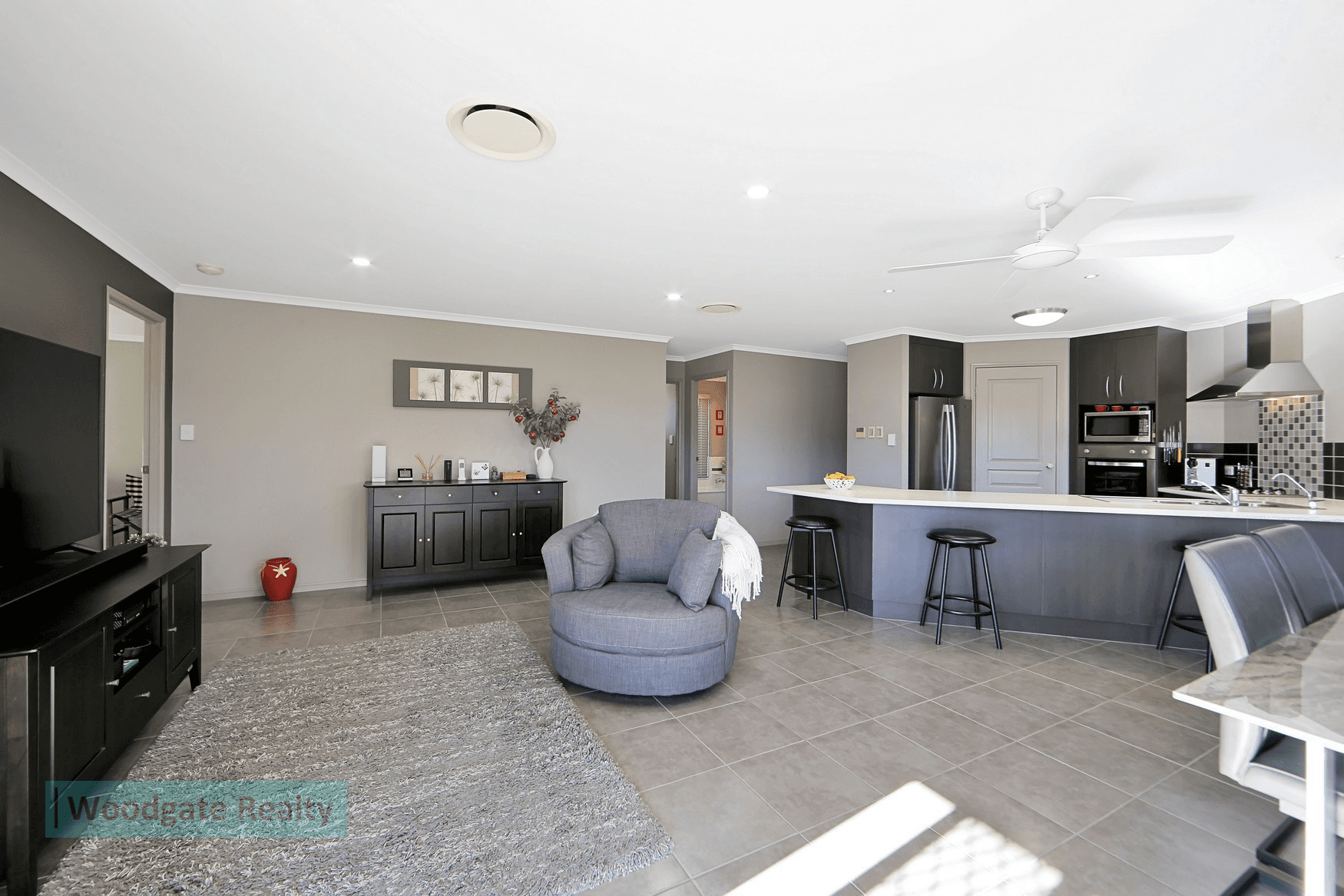 35 Frizzells Rd, Woodgate, QLD 4660