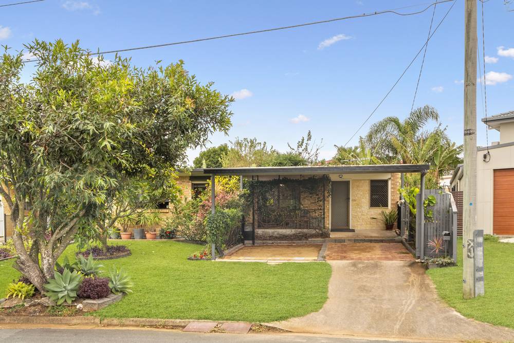 35 Tainton Street, Clontarf, QLD 4019