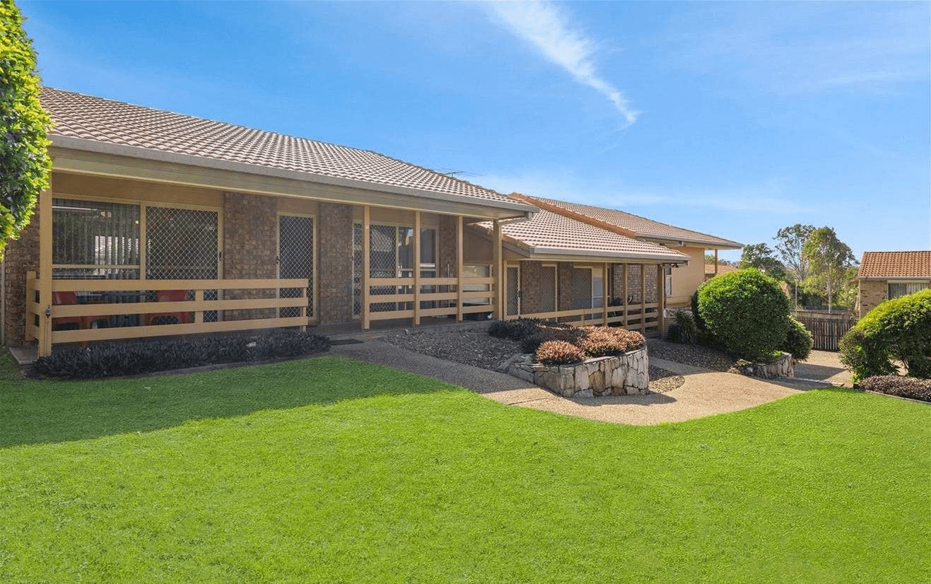 145 Castile Crescent, EDENS LANDING, QLD 4207