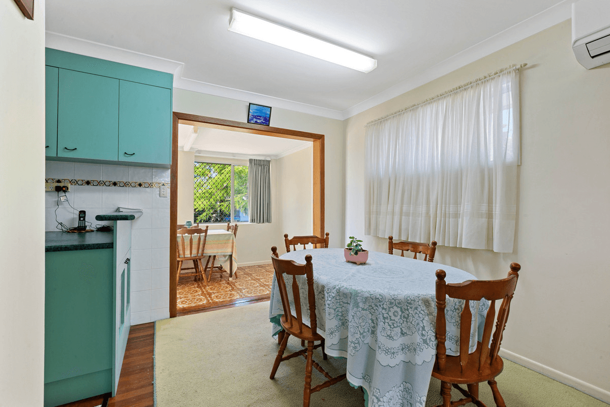 7 Winston Street, WYNNUM WEST, QLD 4178