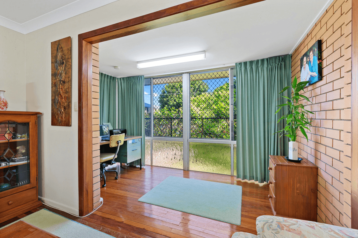 7 Winston Street, WYNNUM WEST, QLD 4178