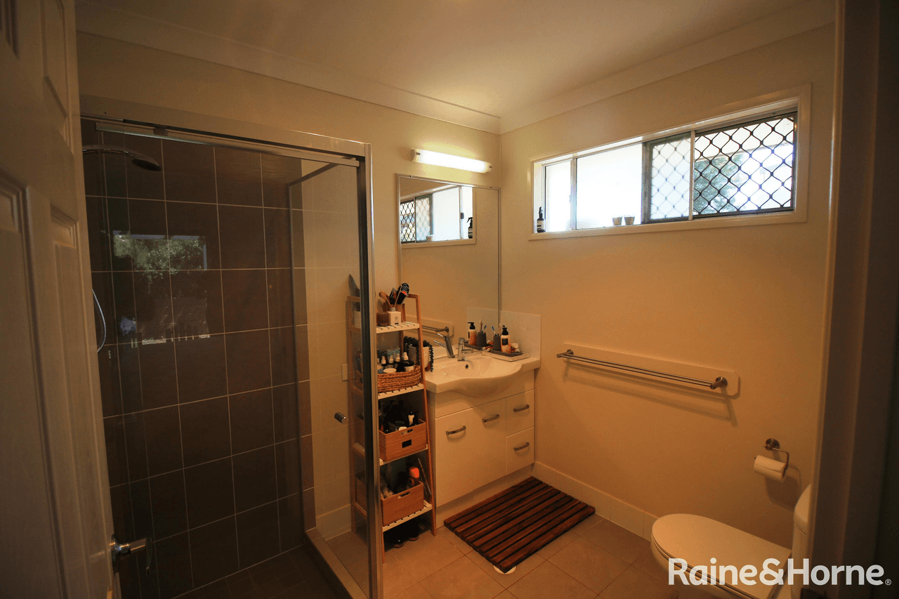 19 Sonaree Drive, KINGAROY, QLD 4610