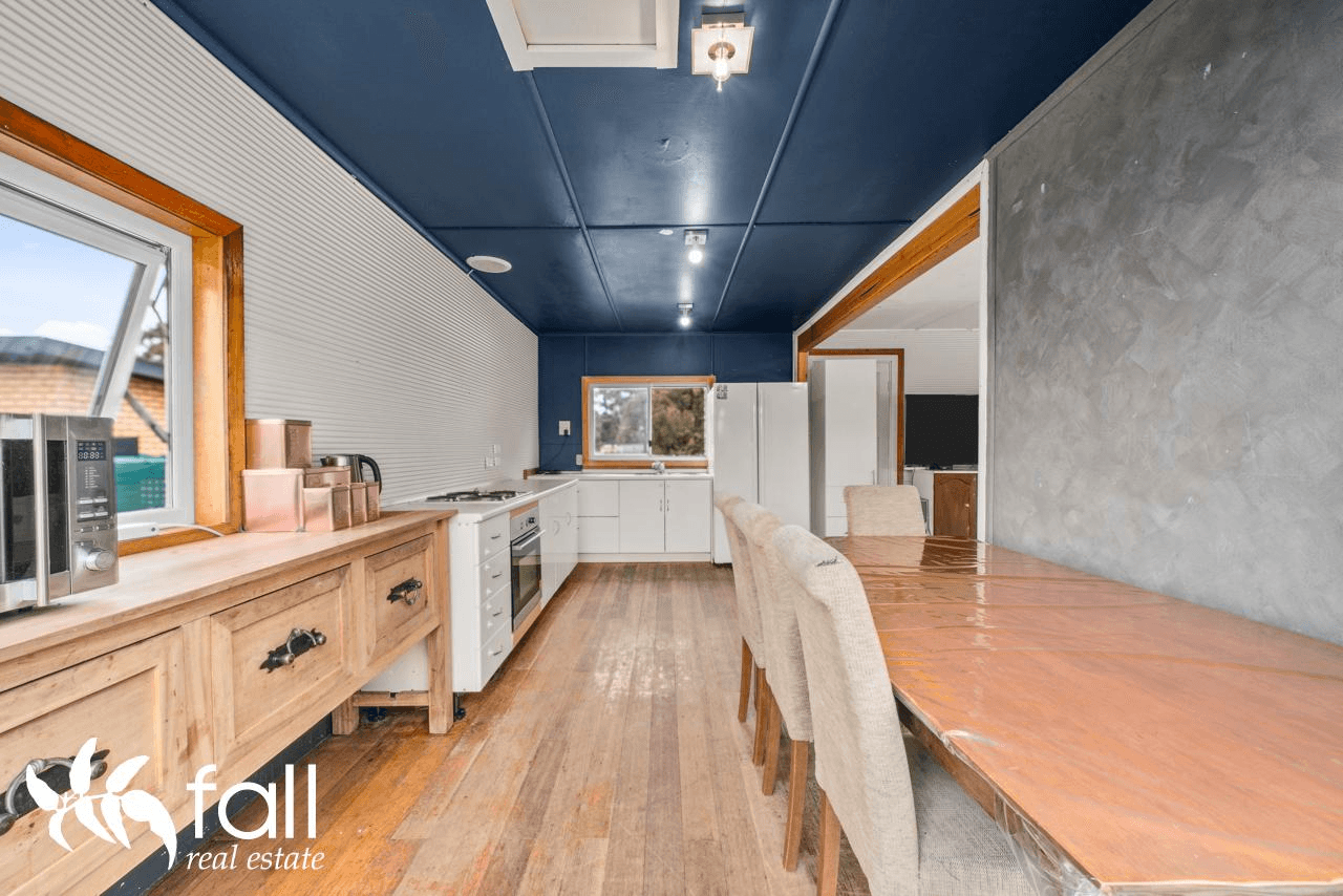 61 Carlton Beach Road, DODGES FERRY, TAS 7173