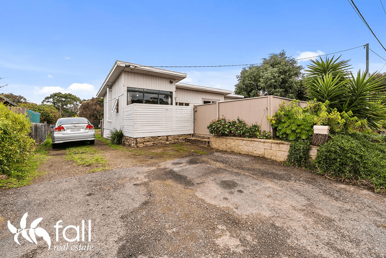 61 Carlton Beach Road, DODGES FERRY, TAS 7173