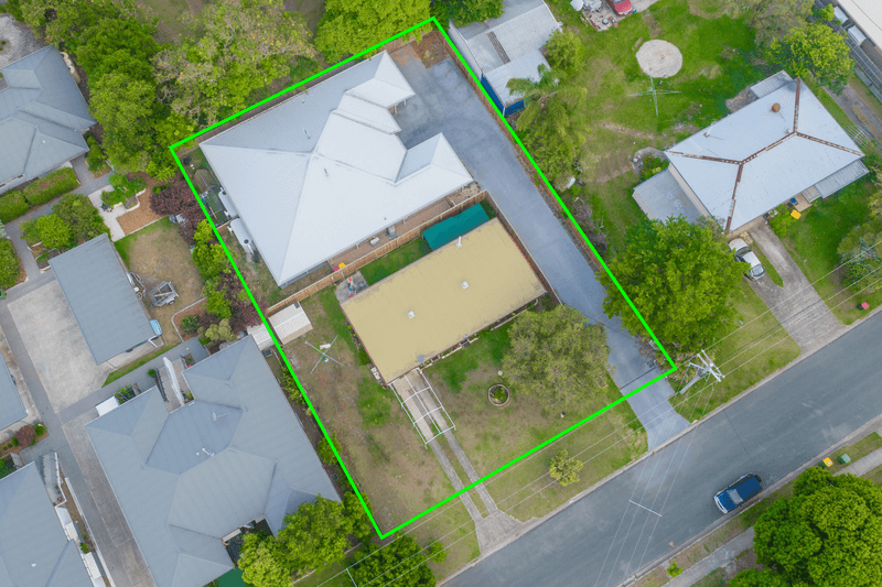 15 Swan St, BEERWAH, QLD 4519