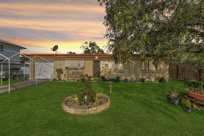 15 Swan St, BEERWAH, QLD 4519