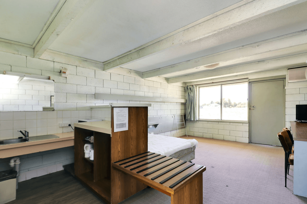 140 Crispe Street, DENILIQUIN, NSW 2710