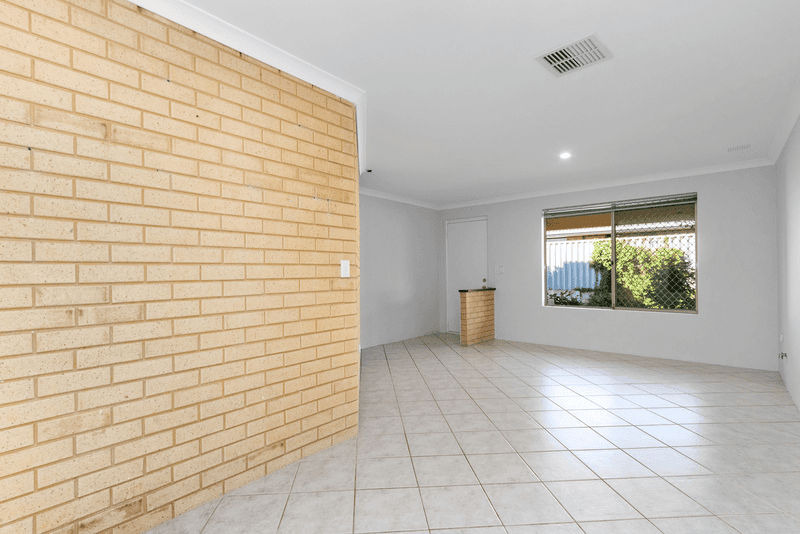 Unit 2/22 Locksley Ave, Armadale, WA 6112