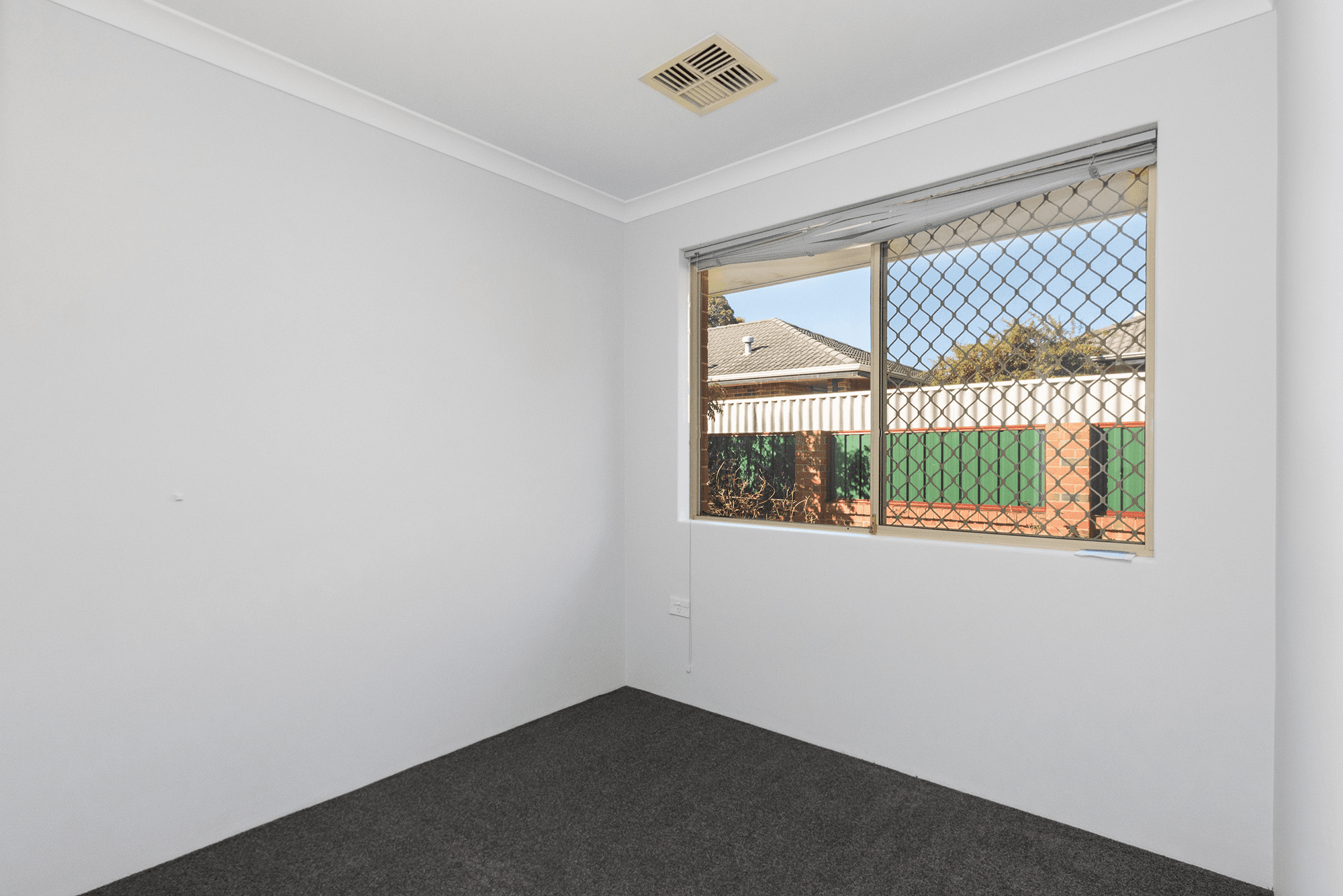 Unit 2/22 Locksley Ave, Armadale, WA 6112