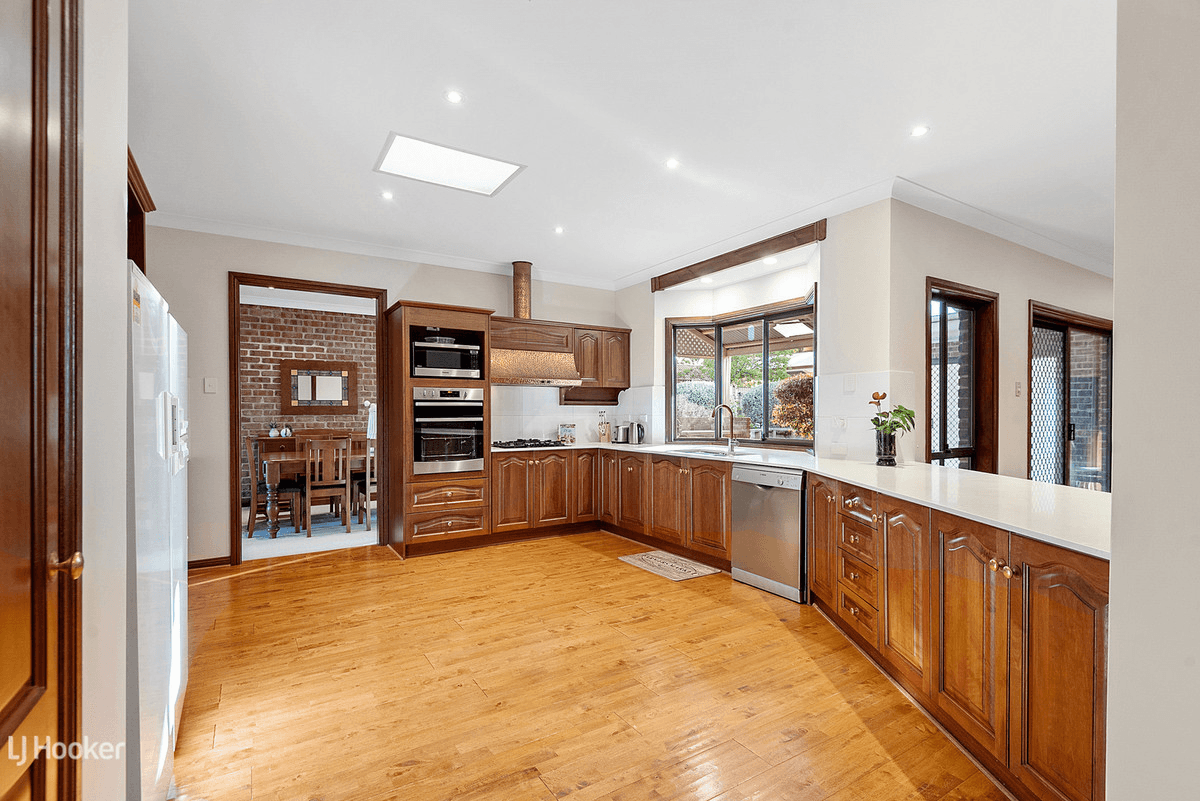 13 Powell Drive, GAWLER EAST, SA 5118