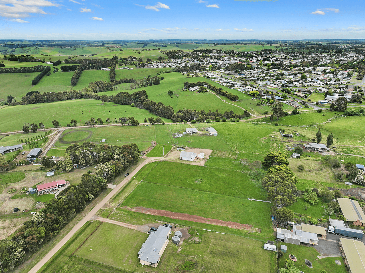 44 Mills Road, COBDEN, VIC 3266