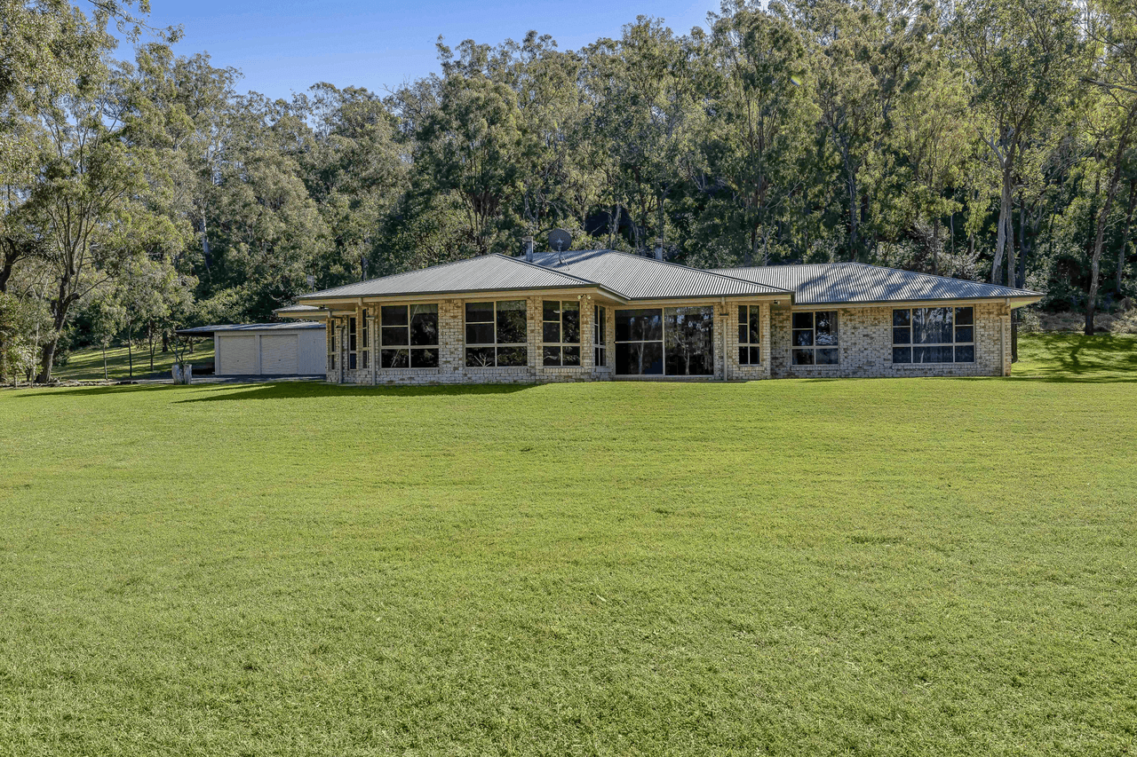 17 Turner Road, UPPER FLAGSTONE, QLD 4344