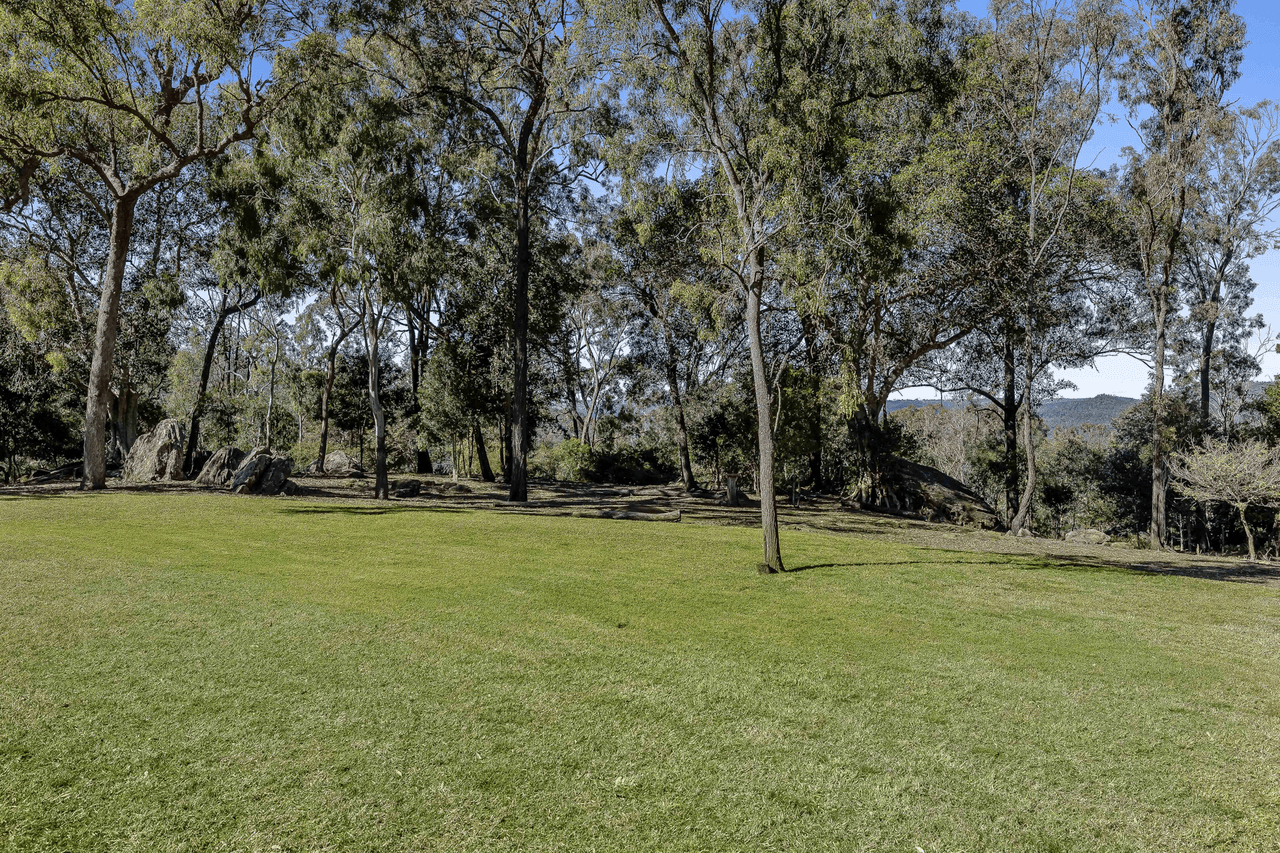 17 Turner Road, UPPER FLAGSTONE, QLD 4344